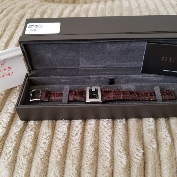 Ladies Watch - Picture 2 of 2